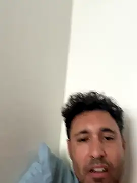 Snapshot of micgolf2025 chatting on 10.19.25 micgolf2025 online show from 10.19.25