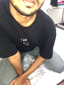 Snapshot of ShayanLK chatting on 12.20.25 ShayanLK online show from 12.20.25