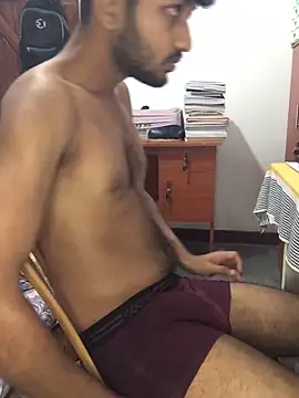 Snapshot of ShayanLK chatting on 12.22.25 ShayanLK online show from 12.22.25