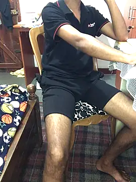 Snapshot of ShayanLK chatting on 01.05.26 ShayanLK online show from 01.05.26