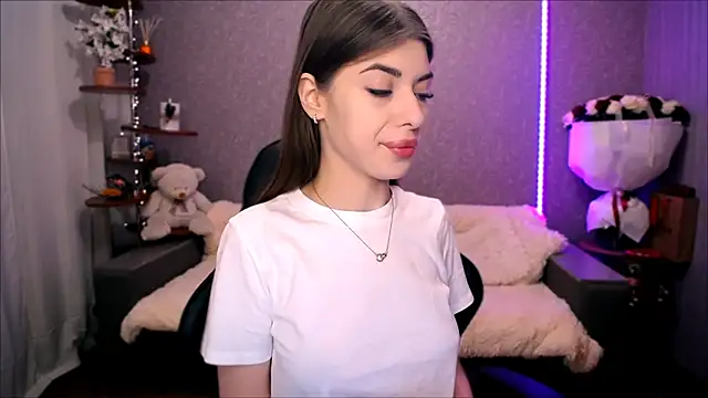 Snapshot of Dianaa_Lee0 chatting on 02.17.26 Dianaa Lee0 online show from 02.17.26