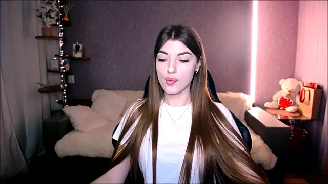 Snapshot of Dianaa_Lee0 chatting on 02.19.26 Dianaa Lee0 online show from 02.19.26