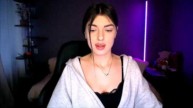 Snapshot of Dianaa_Lee0 chatting on 03.25.26 Dianaa Lee0 online show from 03.25.26