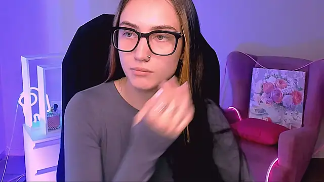 olivianorton online show from 09.09.25