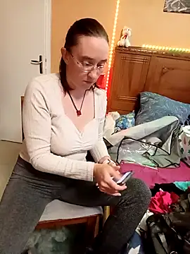 Sophierob1 online show from 09.24.25