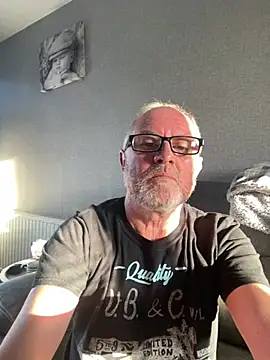 naughtygrandad1 online show from 04.02.26