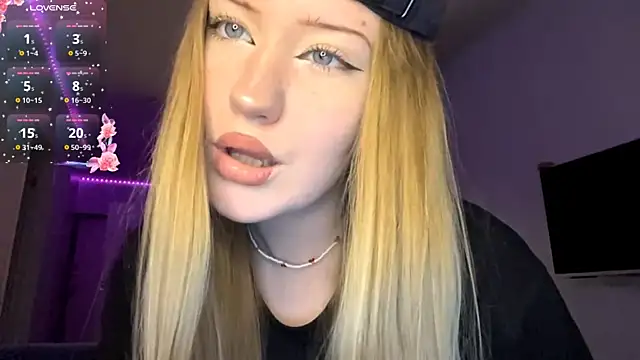 PandaFluff online show from 04.17.26