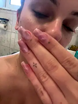 OliviaaFischer online show from 12.02.25