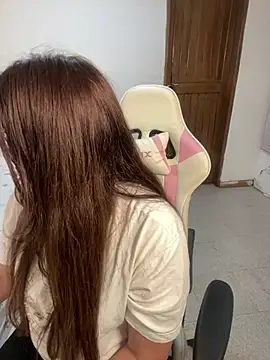 emma hot2006 online show from 01.10.26