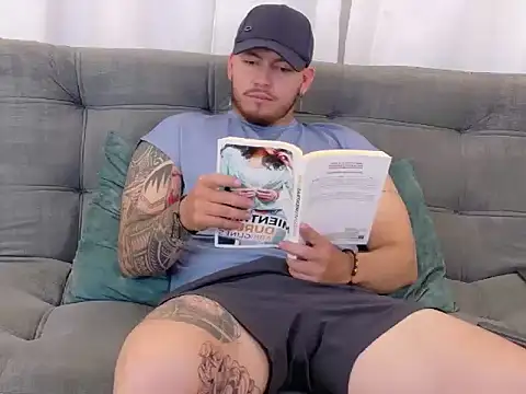 Snapshot of JaxRagnar chatting on 05.19.26 JaxRagnar online show from 05.19.26