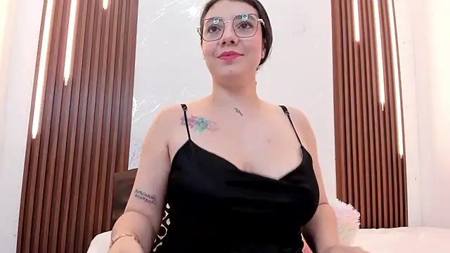 CarolinaMejia online show from 12.03.25