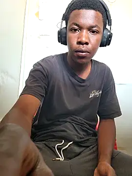 Snapshot of sweetdickboy2 chatting on 03.16.26 sweetdickboy2 online show from 03.16.26