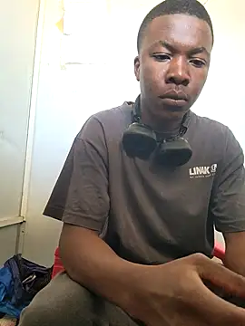 Snapshot of sweetdickboy2 chatting on 03.26.26 sweetdickboy2 online show from 03.26.26