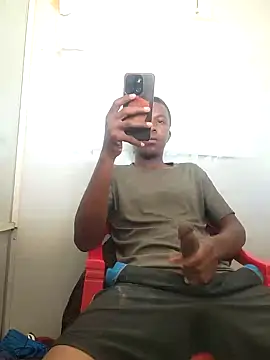 Snapshot of sweetdickboy2 chatting on 04.01.26 sweetdickboy2 online show from 04.01.26