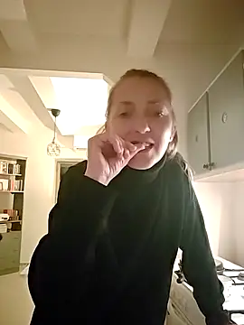 DaisyDea online show from 11.16.25