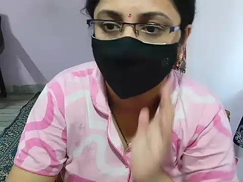 Snapshot of jannu6482 chatting on 02.01.26 jannu6482 online show from 02.01.26