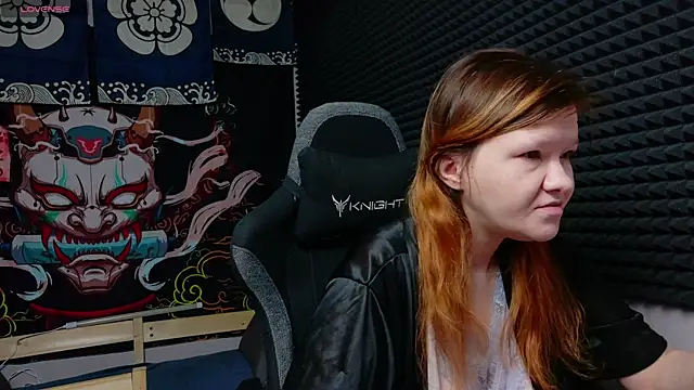 Nora lovvvv online show from 12.20.25