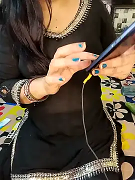 PRIYA 22 online show from 04.17.26