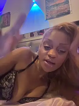 Snapshot of Angelbunnyy chatting on 02.01.26 Angelbunnyy online show from 02.01.26