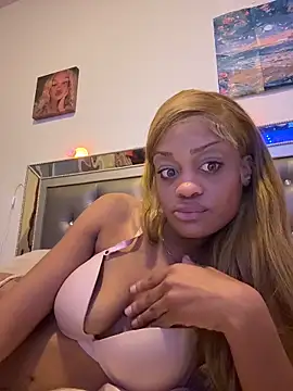 Snapshot of Angelbunnyy chatting on 03.16.26 Angelbunnyy online show from 03.16.26