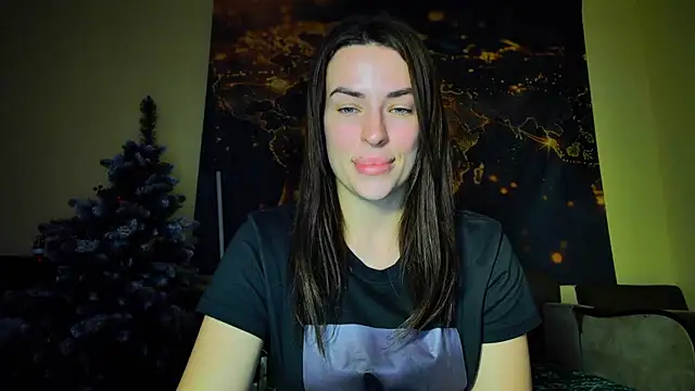 Snapshot of MandiBrooks chatting on 01.13.26 MandiBrooks online show from 01.13.26