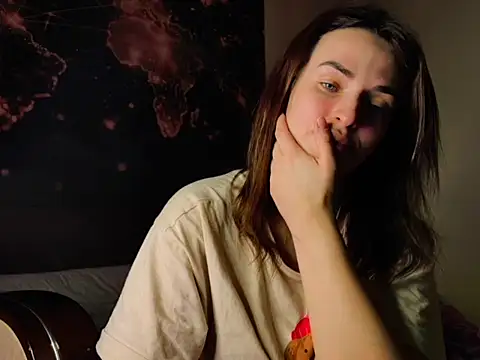 Snapshot of MandiBrooks chatting on 02.24.26 MandiBrooks online show from 02.24.26