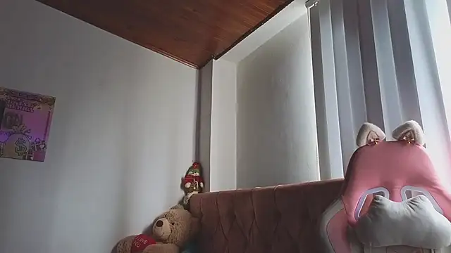 Crystal Star  online show from 11.23.25