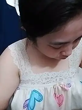 Snapshot of Minn-cute chatting on 05.28.26 Minn-cute online show from 05.28.26