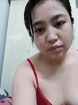 Snapshot of Minn-cute chatting on 05.29.26 Minn-cute online show from 05.29.26