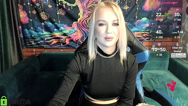 CrystalGirl99 online show from 03.12.26