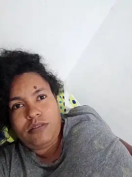 Snapshot of Viviana_h chatting on 11.15.25 Viviana h online show from 11.15.25