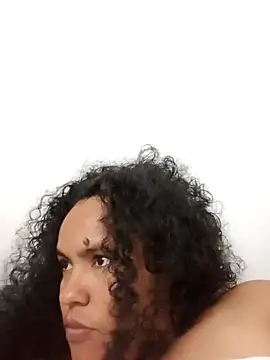 Snapshot of Viviana_h chatting on 11.20.25 Viviana h online show from 11.20.25