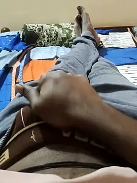 Snapshot of slim-uncut chatting on 02.02.26 slim-uncut online show from 02.02.26