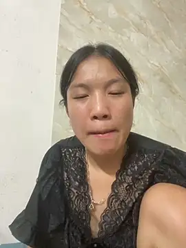 Snapshot of QueenLink chatting on 09.24.25 QueenLink online show from 09.24.25