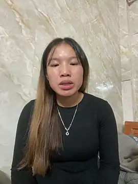 Snapshot of QueenLink chatting on 09.30.25 QueenLink online show from 09.30.25