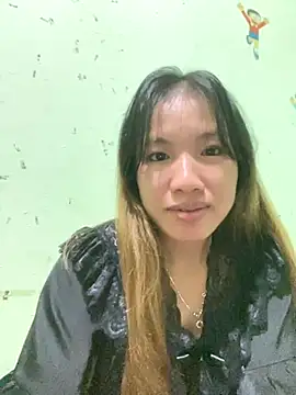 Snapshot of QueenLink chatting on 10.08.25 QueenLink online show from 10.08.25