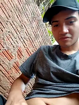 Snapshot of novinho_safado__ chatting on 03.26.26 novinho safado online show from 03.26.26