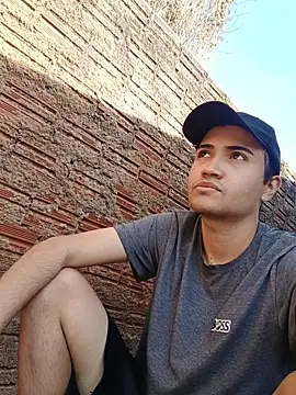 Snapshot of novinho_safado__ chatting on 06.15.26 novinho safado online show from 06.15.26