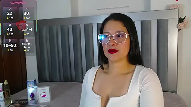 Alana steel 1 online show from 04.04.26