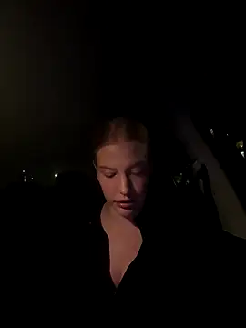 Chloemillerrxx online show from 09.28.25