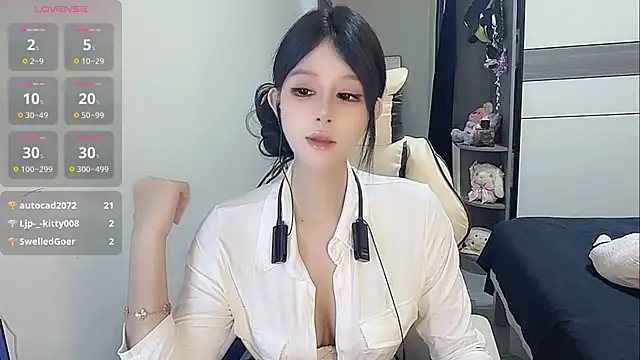 coco coco cc online show from 11.15.25