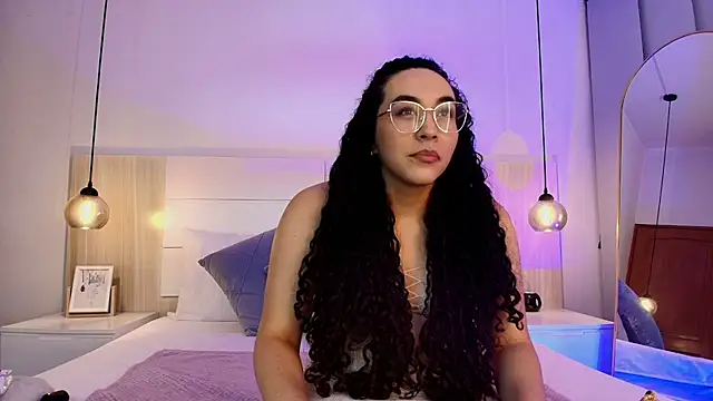 alehia cute online show from 10.23.25