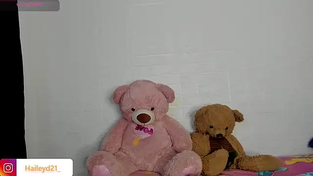 HaileyDuke online show from 04.06.26