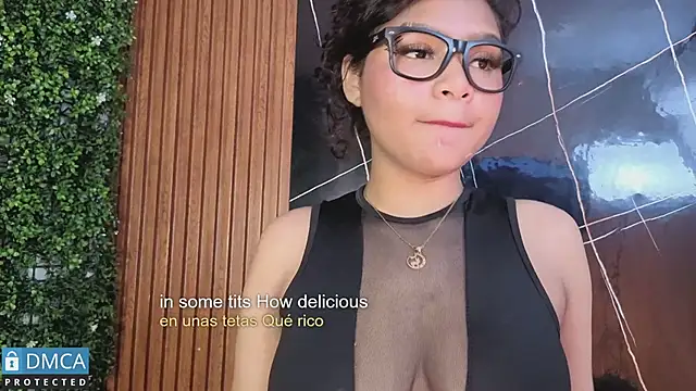 Snapshot of leidy_morales_ chatting on 05.11.26 leidy morales online show from 05.11.26