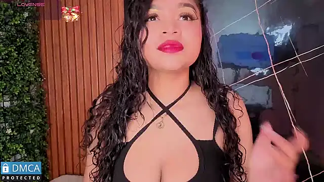 Snapshot of leidy_morales_ chatting on 06.12.26 leidy morales online show from 06.12.26