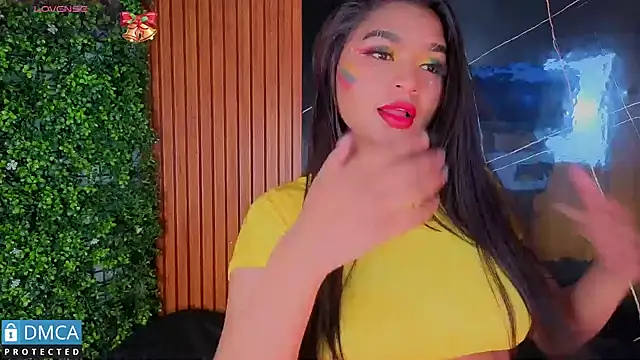 Snapshot of leidy_morales_ chatting on 06.17.26 leidy morales online show from 06.17.26