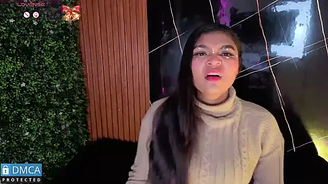 Snapshot of leidy_morales_ chatting on 06.19.26 leidy morales online show from 06.19.26