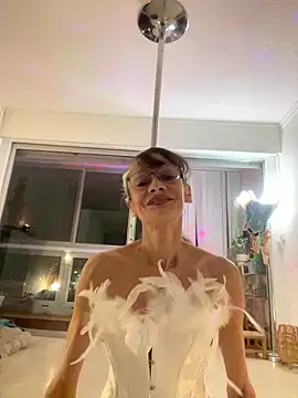 Chris06d22xh online show from 01.05.26