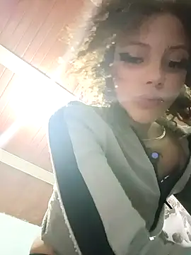 elisabethflores online show from 12.19.25