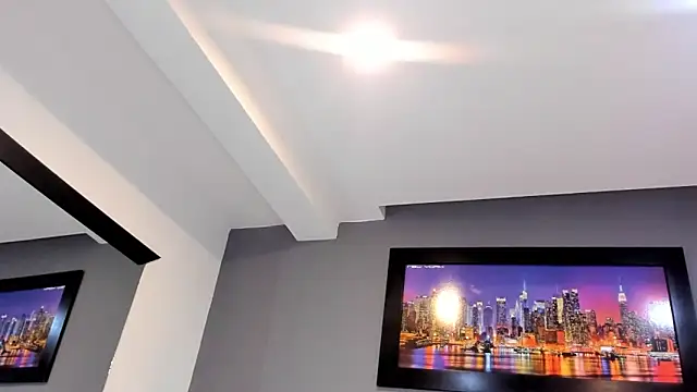 Snapshot of CharlotteCottin chatting on 02.04.26 CharlotteCottin online show from 02.04.26